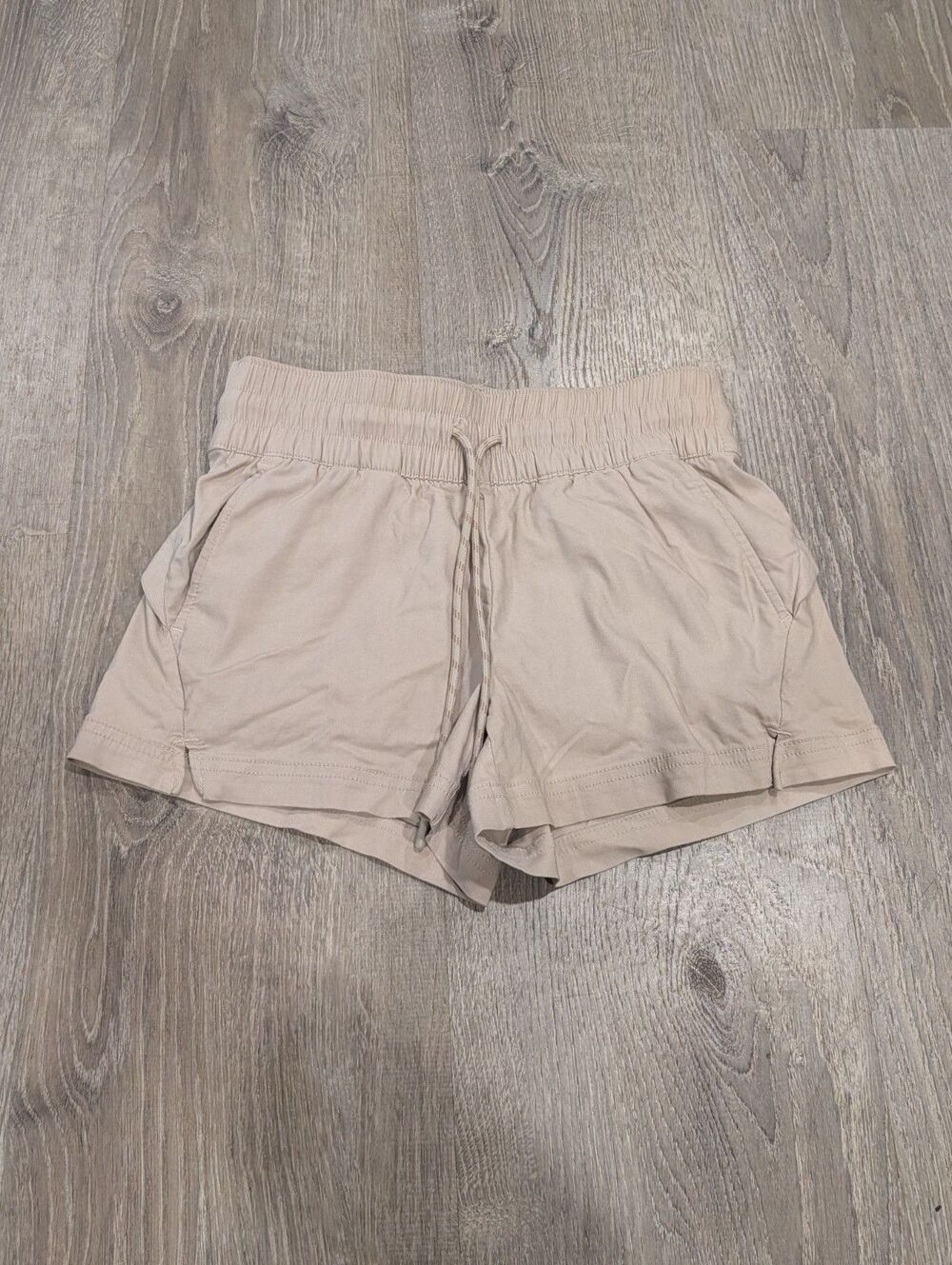 Avalanche Outdoor Supply Co. Drawstring Athletic Shorts Beige Tan XS